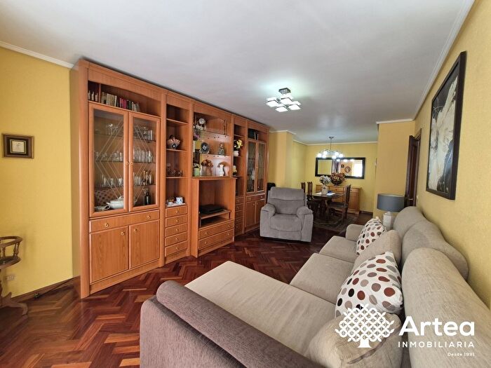 Casas en venta y pisos alquiler - 2