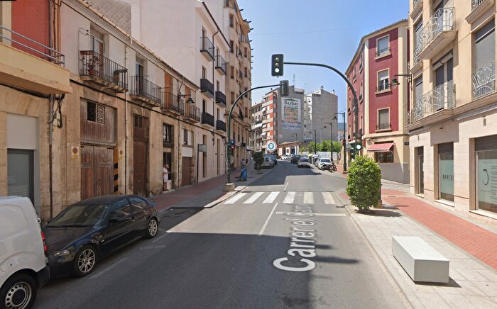 Casas en venta y pisos alquiler - 2