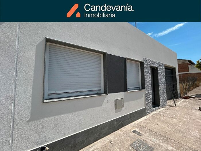 Casas en venta y pisos alquiler - 1