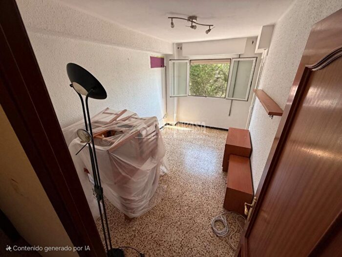 Piso en venta en El Rabal, La Jota de 3 habitaciones