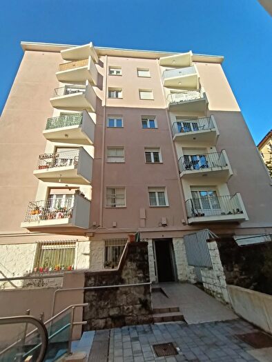 Piso en venta en Puerto Chico, Santander de 3 habitaciones