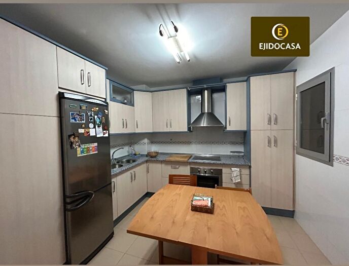 Casas en venta y pisos alquiler - 2