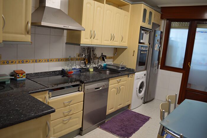 Casas en venta y pisos alquiler - 1