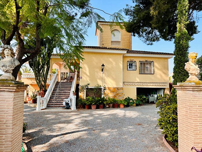 Casa en venta en Villamontes Boqueres, San Vicente del Raspeig Sant Vicent del Raspeig de 6 habitaciones