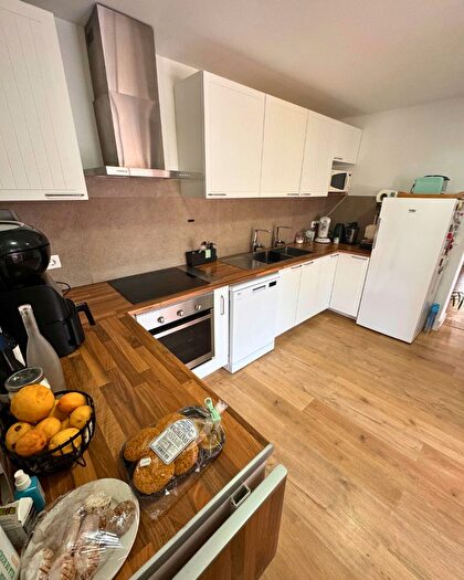 Casas en venta y pisos alquiler - 2