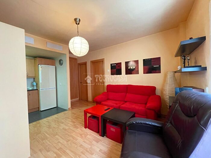 Casas en venta y pisos alquiler - 3