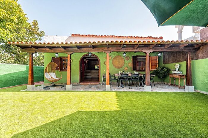 Casa en venta en Agüimes Temisas, Agüimes de 3 habitaciones
