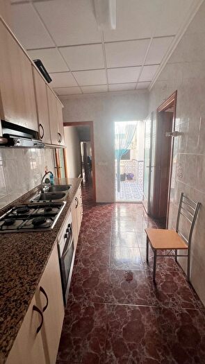 Casas en venta y pisos alquiler - 2