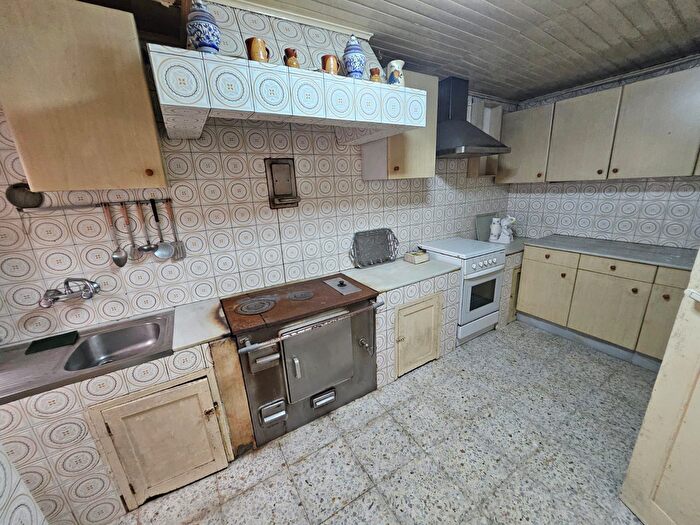 Casas en venta y pisos alquiler - 2