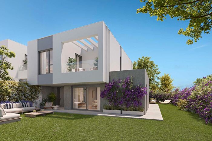 Casa en venta en Elviria Cabopino, Real de Zaragoza de 3 habitaciones
