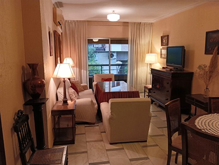 Piso en alquiler en PonienteSur, Vista Alegre Parque Cruz Conde de 3 habitaciones