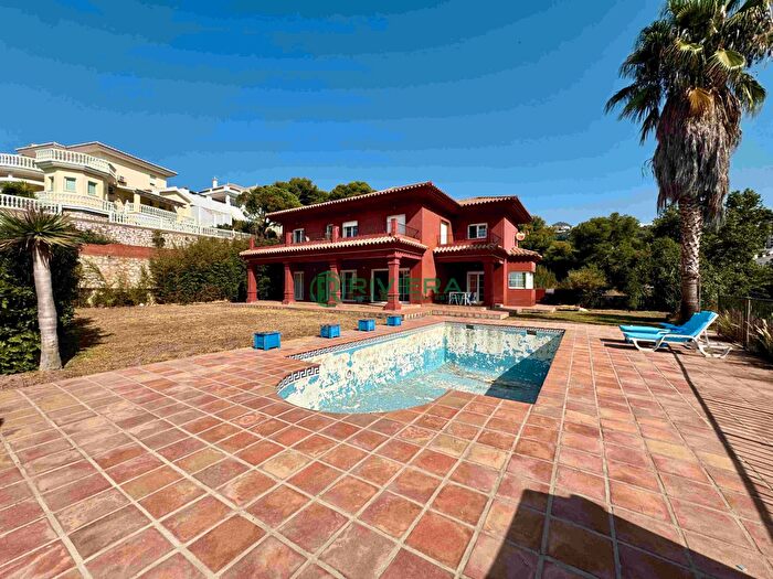 Casa en venta en Torremuelle, Benalmádena de 5 habitaciones