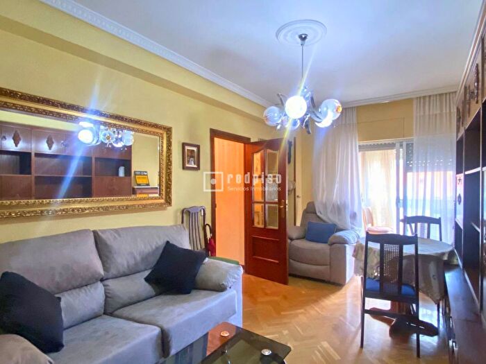 Casas en venta y pisos alquiler - 2