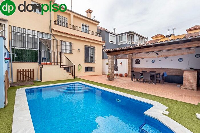 Casas en venta y pisos alquiler - 1