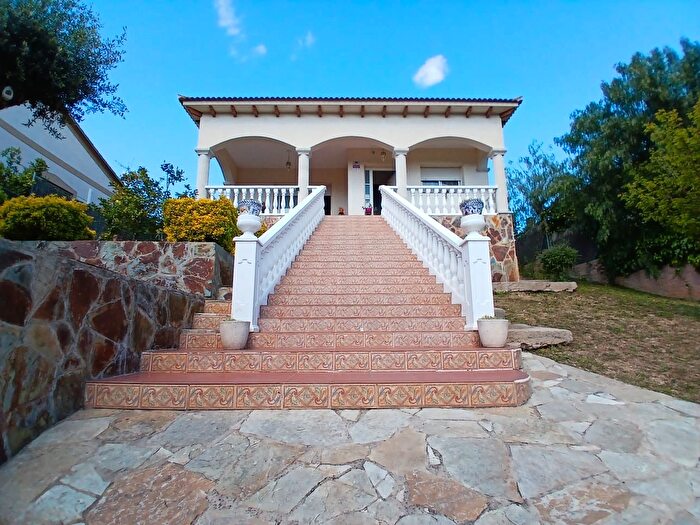 Casa en venta en La Bisbal del Penedès, Tarragona de 3 habitaciones