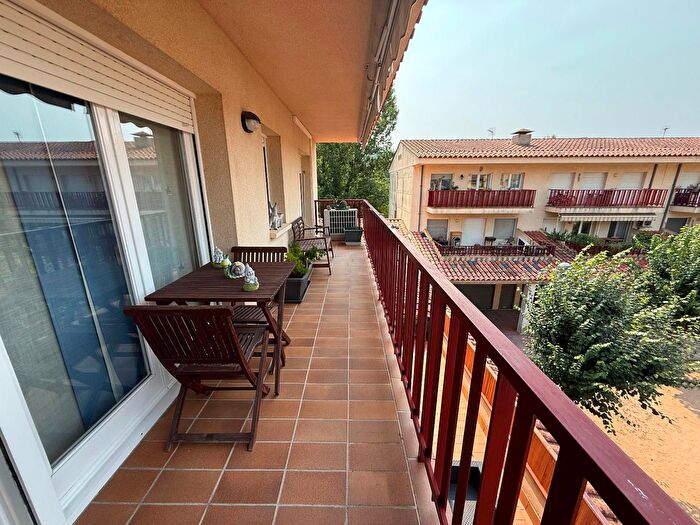 Piso en venta en Sant Julià del Llor i Bonmatí, Girona de 4 habitaciones