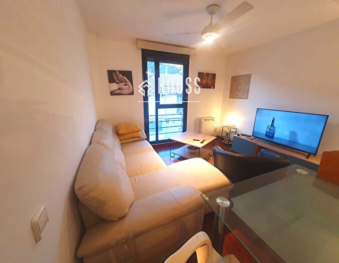 Casas en venta y pisos alquiler - 1