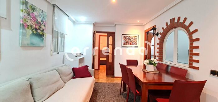 Casas en venta y pisos alquiler - 3