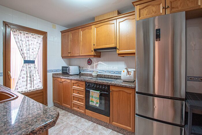 Casas en venta y pisos alquiler - 2