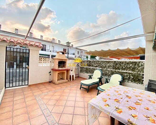 Casas en venta y pisos alquiler - 1