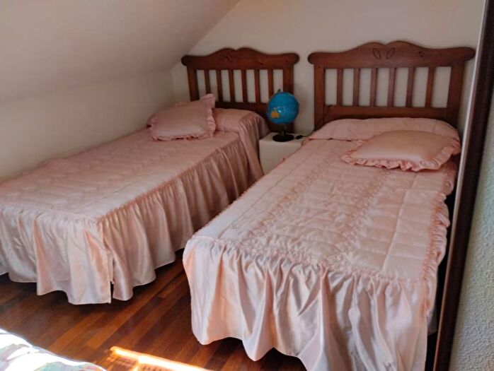 Casas en venta y pisos alquiler - 1