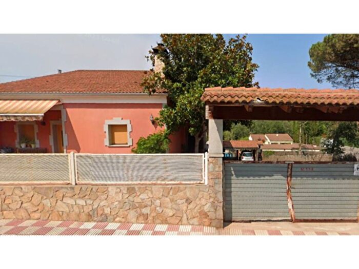 Casa en venta en Caldes de Malavella, Girona de 3 habitaciones
