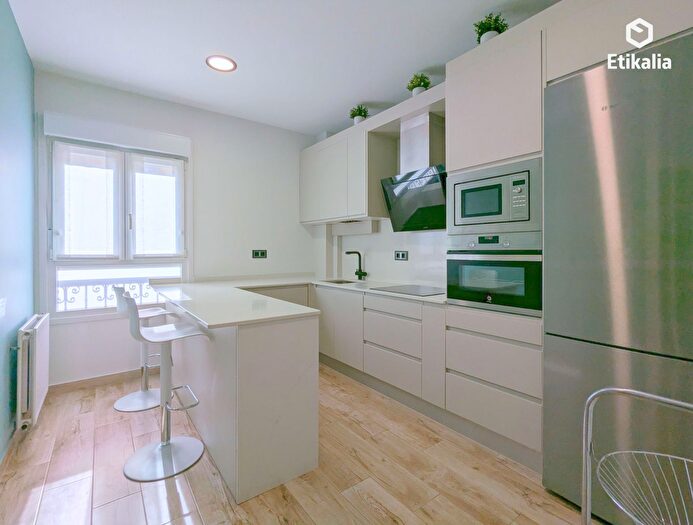 Casas en venta y pisos alquiler - 1