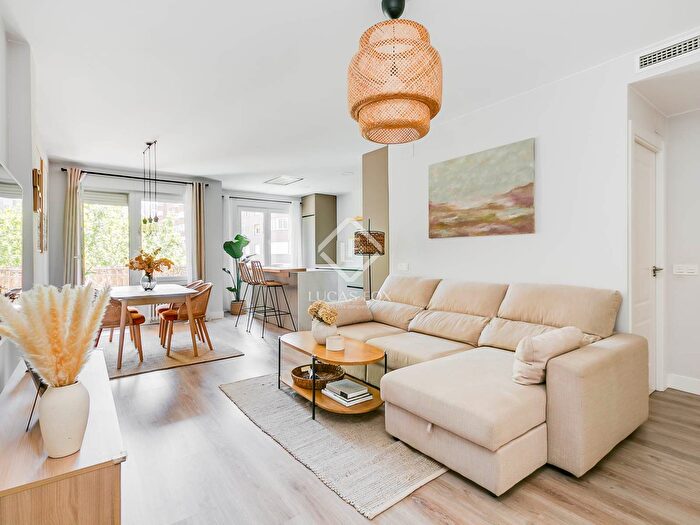 Casas en venta y pisos alquiler - 1