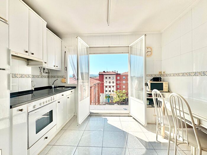 Piso en venta en Ariznabarra, Vitoria Gasteiz de 2 habitaciones