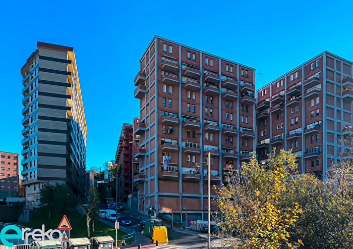 Casas en venta y pisos alquiler - 1