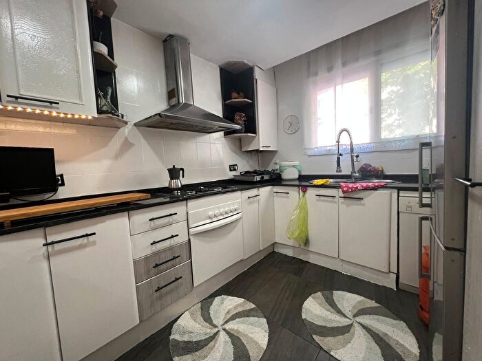 Casa en venta en Sant Martí de Tous, Barcelona de 3 habitaciones