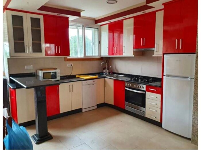 Piso en venta en Celanova, Ourense de 4 habitaciones