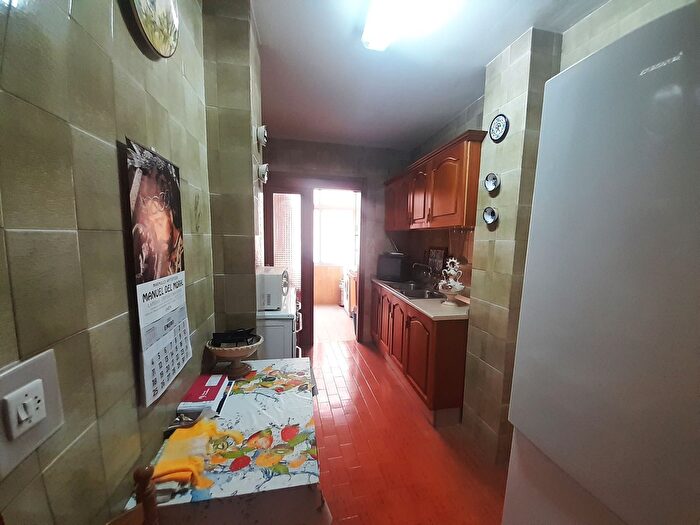 Casas en venta y pisos alquiler - 2
