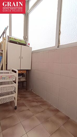 Casas en venta y pisos alquiler - 2