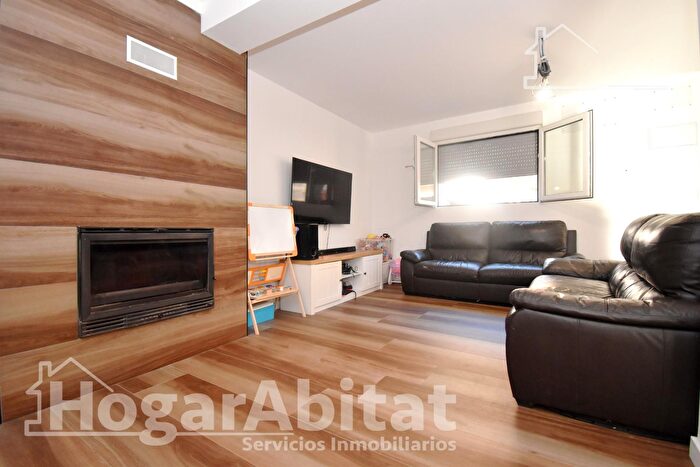Casas en venta y pisos alquiler - 1