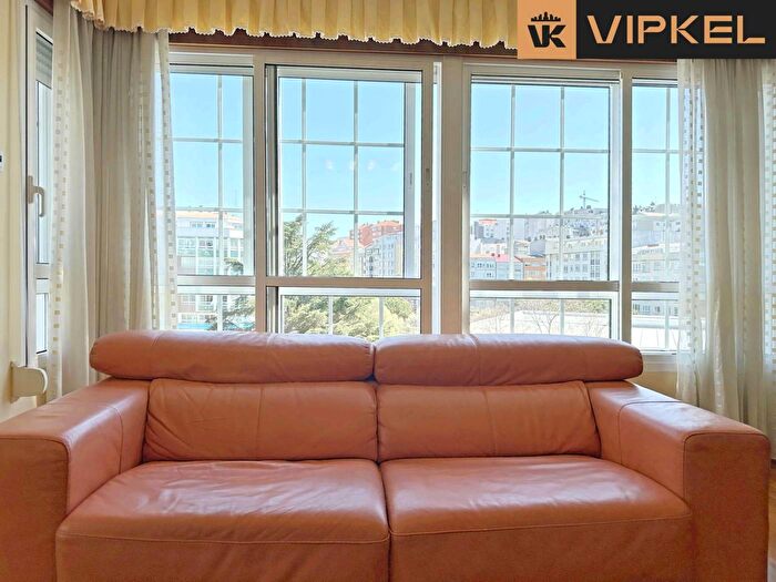 Piso en venta en Galicia, A Coruña de 2 habitaciones