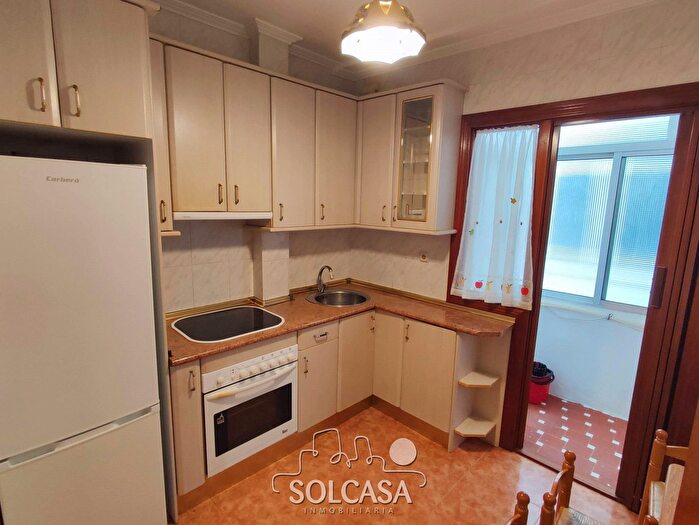 Casas en venta y pisos alquiler - 3