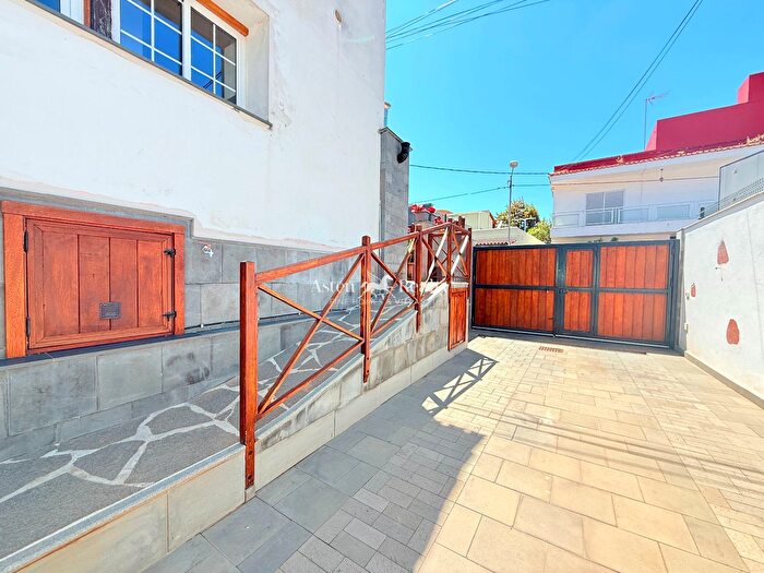 Casas en venta y pisos alquiler - 2