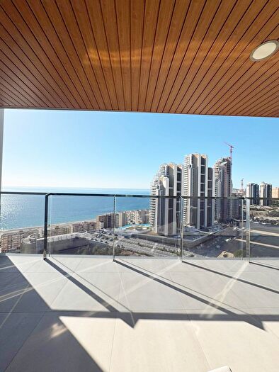 Piso en venta en Playa Poniente, Benidorm de 3 habitaciones