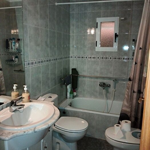 Casas en venta y pisos alquiler - 2