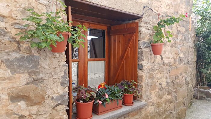Casa en venta en Torla, Huesca de 4 habitaciones