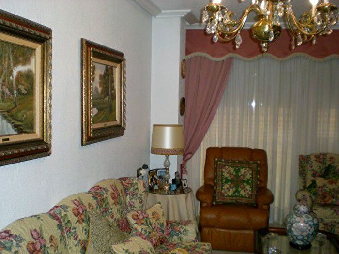 Casas en venta y pisos alquiler - 2