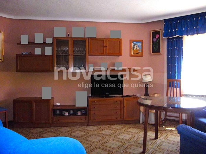 Casas en venta y pisos alquiler - 2
