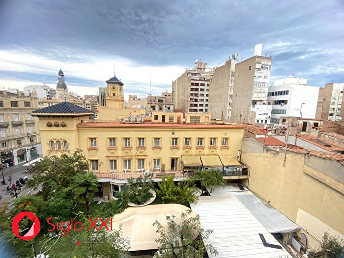 Casas en venta y pisos alquiler - 1