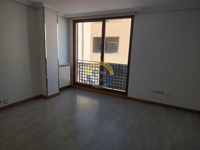 Piso en venta en Villaquilambre, León de 3 habitaciones