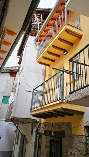Casas en venta y pisos alquiler - 1