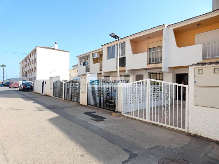 Casas en venta y pisos alquiler - 1