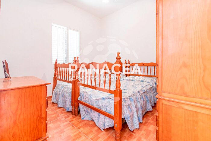 Casas en venta y pisos alquiler - 3