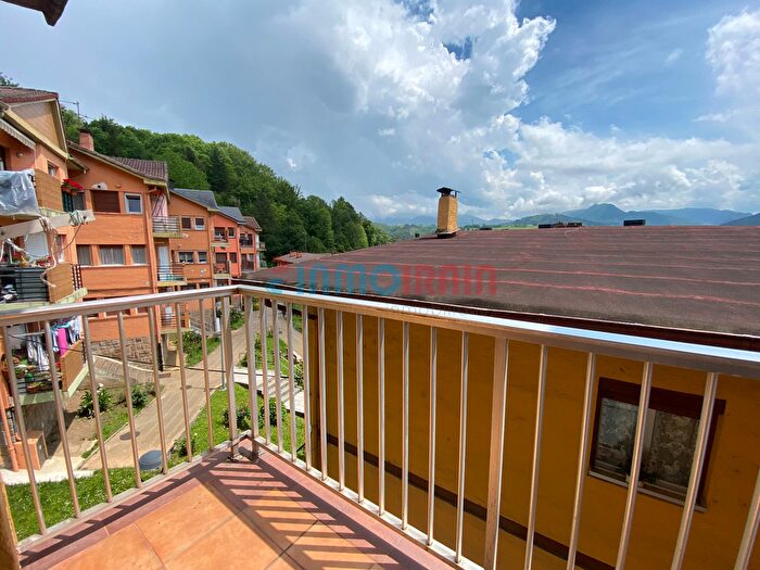 Casas en venta y pisos alquiler - 1