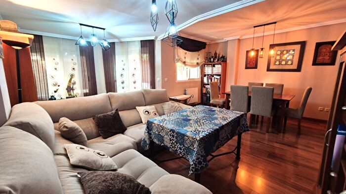 Casa en venta en Las Vaguadas, Badajoz Capital de 3 habitaciones
